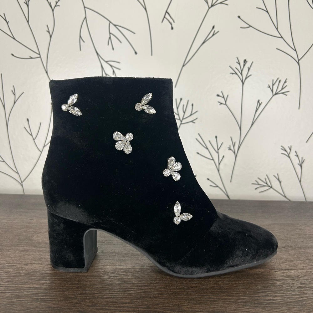 Anne Klein Glinda Boots